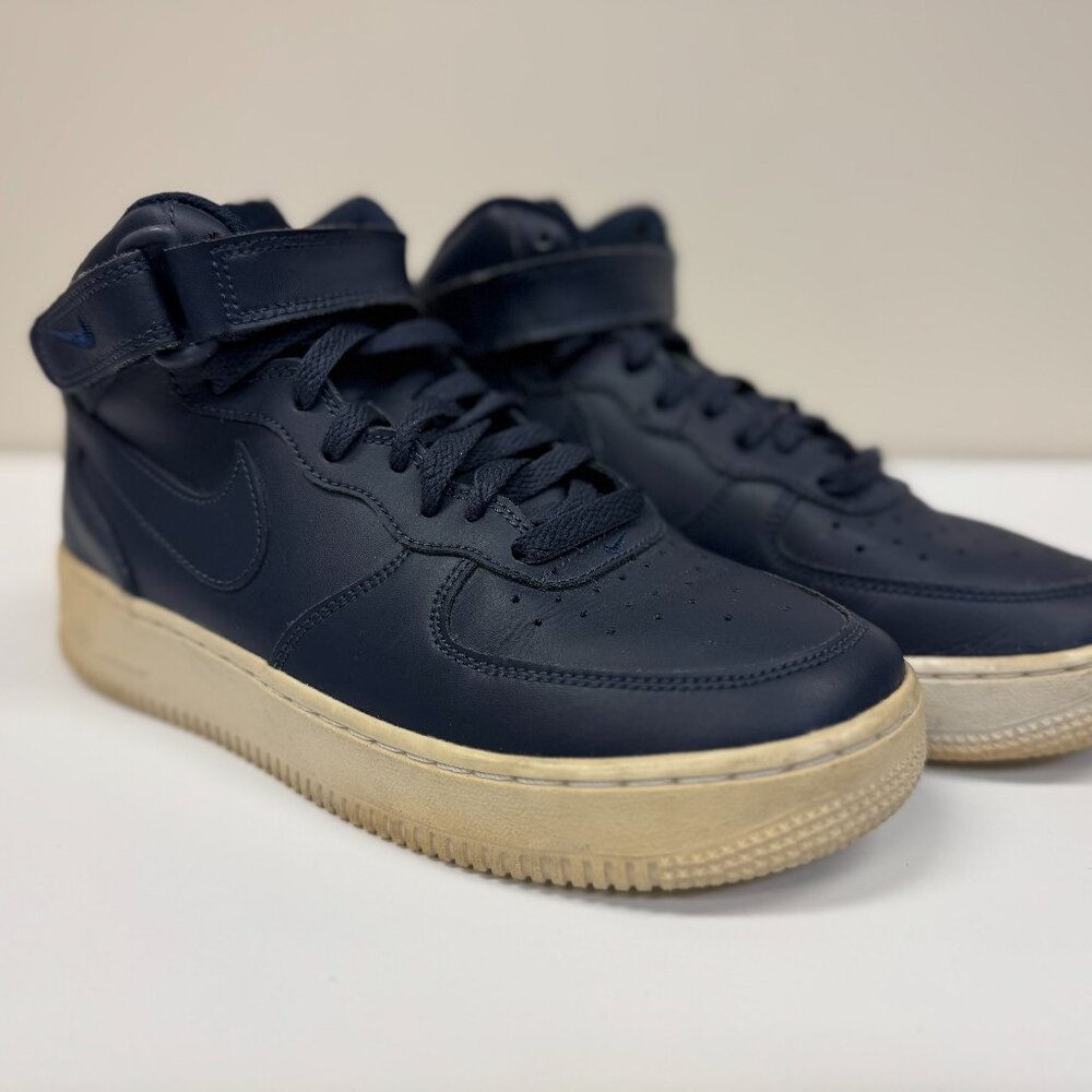 Nike Air Force 1 Mid 07